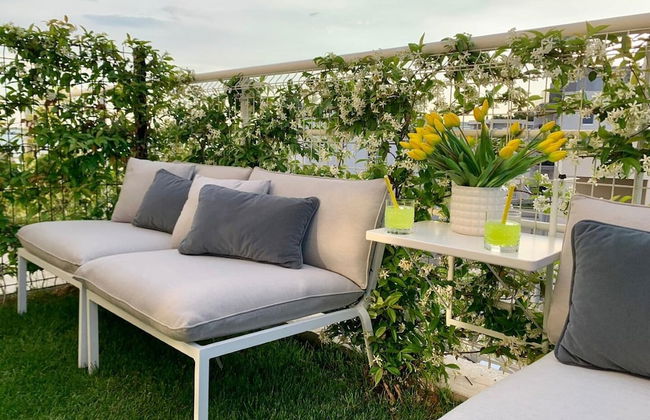 Lux - With Private Pool - A1 - Photo 27