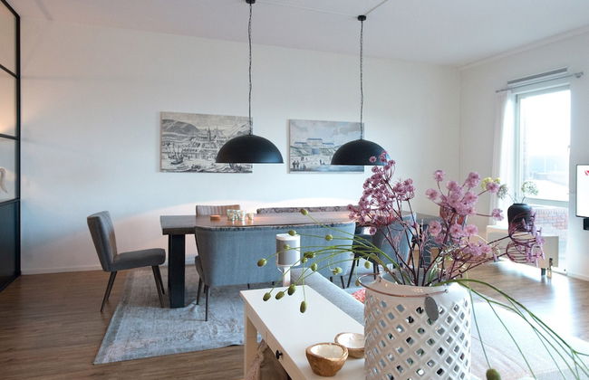 Appealing Apartment in Den Haag With Balcony, Terrace - Photo 64