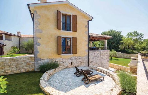 4 Bedroom Beautiful Home In Turcic - Foto 15