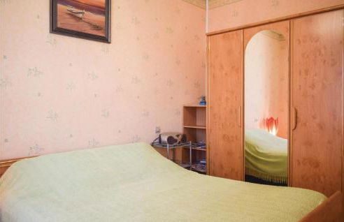 3 Bedroom Nice Home In Ploumilliau - Foto 8