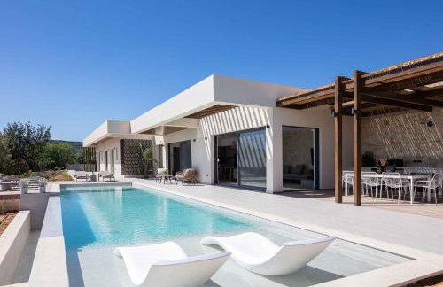 Villa Aglaea I Saltwater Pool & Amazing Seaview! - Foto 2