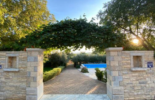 Stone Holiday Homes Stankovci with pool and Mediterranean gardens - Foto 30