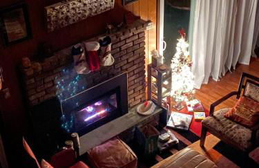 Paradise Uncovered Chalet Near Lake - Foto 14