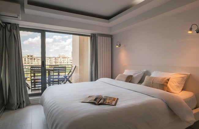 Unirii Center Apartments by Olala Homes - Photo 2