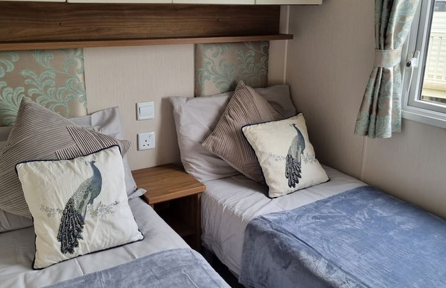 Immaculate 8-bed Cabin in Tattershall Lake - Foto 3