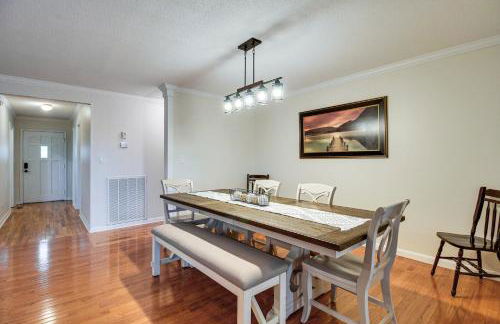 Spacious Fishing Getaway by Lake Guntersville! - Foto 9