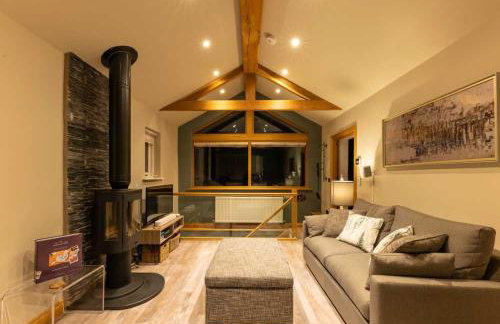 Fox Corner, Ambleside, romantic retreat for two, dog friendly, hot tub - Photo 4