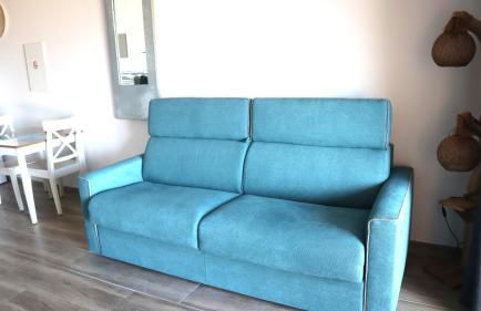 Studio standing classé meublé de tourisme avec terrasse vue mer " les pieds dans l'eau " à Algajola - Foto 9