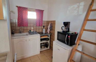 Studio Cosy, proche du port, tout se fait à pied - Foto 2