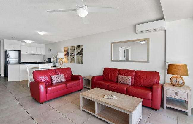 Peninsular Beachfront Resort - Photo 30