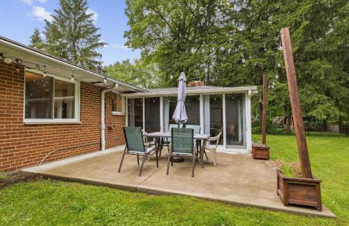 CVNP Winter Getaway - 5 mins to Boston Mills Ski - Foto 1