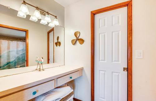 Waterfront Florida Escape with Pool and Private Dock! - Foto 15