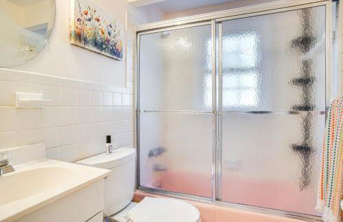 Bike to Private Beach Cape Cod Escape with Sunroom - Foto 16