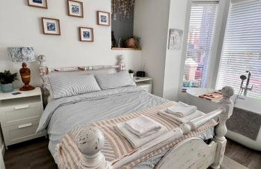 Sandy feet retreat - Photo 2