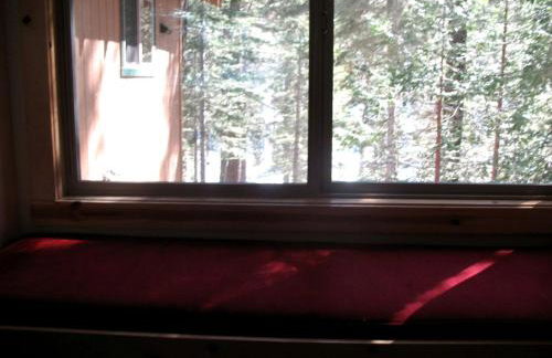 Exceptional Riverside Cabin Rental in the Trees near Pinecrest Lake, California - Foto 17