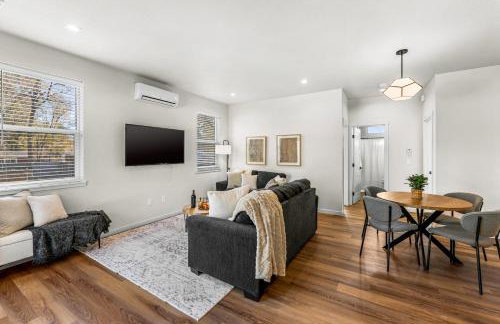 The Downtown Loft - Pet Friendly - NEW BUILD ADU - Foto 10