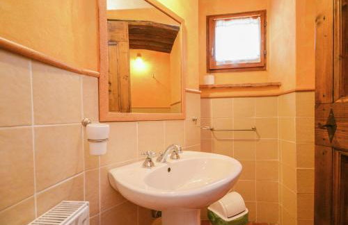 Holiday Home in Monte Santa Maria With Pool - Photo 12