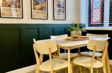 Boutique Chapel Apartment within City Walls - Photo 9