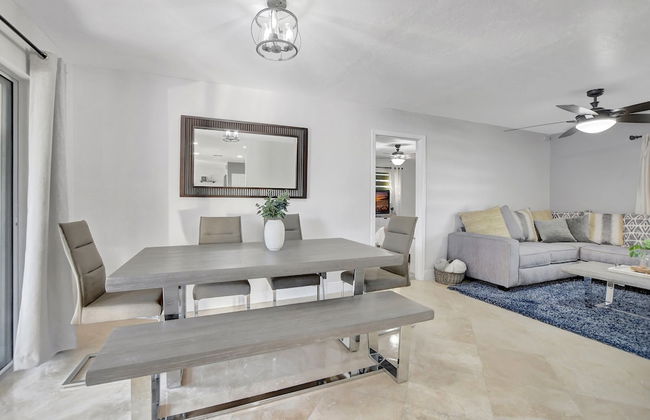 Boca Beauty - Stylish Home With Pool 3 Bedroom Home by RedAwning - Foto 19