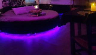 L'atelier des rêves, balnéo, lit rond, centre-ville - Foto 4