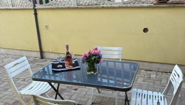 Casetta accogliente indipendente con parcheggio privato - Foto 2