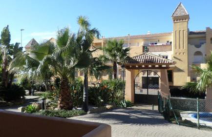 Apartamento con piscina y terraza muy cerca de la playa - Foto 34