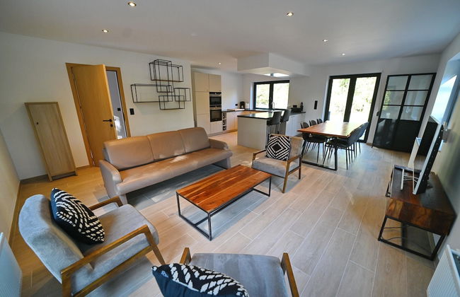 Chalet Near Durbuy With Forest & Hot Tub - Foto 9