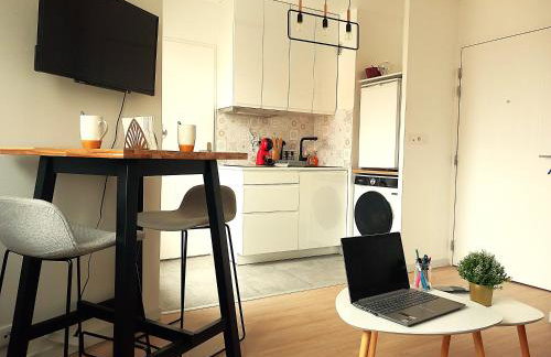 Studio CERGY 5 min de la Gare et place parking - Foto 6