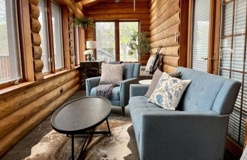 Luxury Log Cabin w Beach & Dock Sleeps 12 - Photo 48