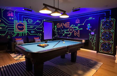 6BDRM Amazing Game RoomHeated Pool3KING4QUEEN - Photo 5