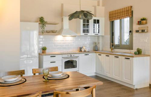 aZOLAki Suites - Photo 31