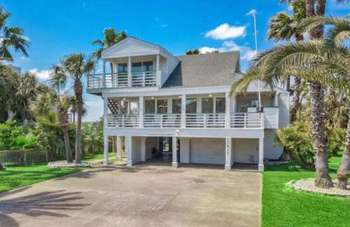 Texas vacation home with huge yard and pool, close to beach - Foto 21