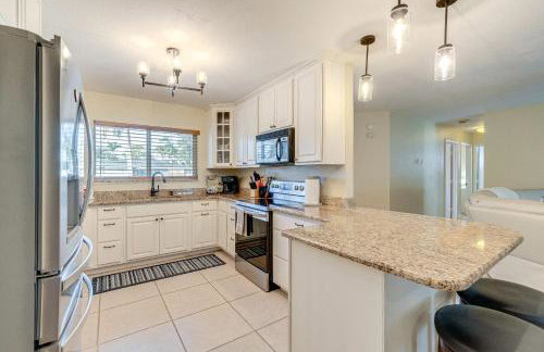 Fishing Dock & Grill: Pet-Friendly North Port Home - Foto 10