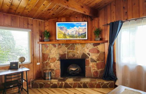 Yosemite Gateway Cottage - King Suite - Mountain Views - Foto 17