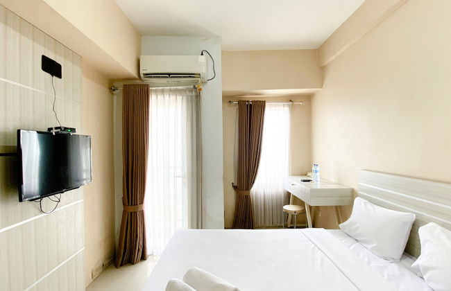Cozy Stay Studio Tamansari Mahogany Karawang Apartment - Photo 3