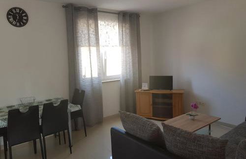 Apartmani Vrdoljak Malinska - Foto 22