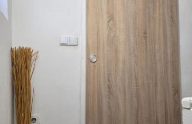 Mary Haus in Biebertal-Bieber, mit 2 Apartament und 4 Zimmer, 1 fur 2 und eine fur 6, In Nahe Gießen und Wetzlar mit WLAN, Parkplatz, 2 Badezimmer - Photo 15