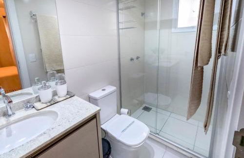 Gleba com ar-condicionado na sala e quarto, sacada e piscina - Foto 21