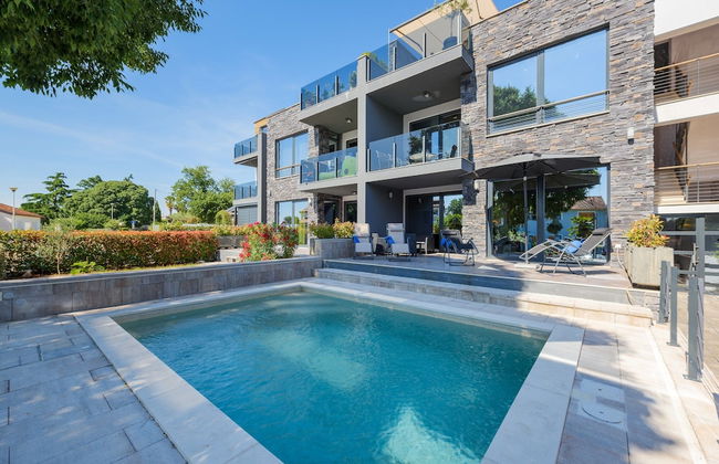 Apartment in Kukci Near Spadici Beach - Foto 1