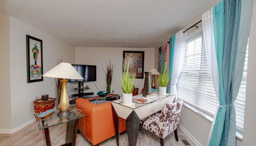 Lovely Eclectic Duplex - Peaceful Neighborhood - Foto 3, Lobby or reception