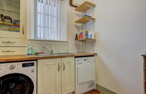 Historic 4 Bedroom Home in Dunham Massey - Pass the Keys - Foto 33