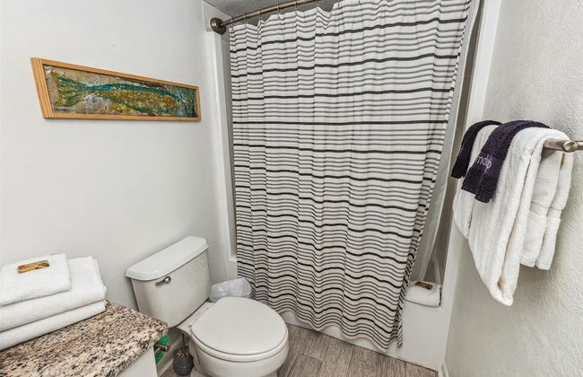 Dolphin Point 404a 2 Bedroom Condo by RedAwning - Foto 19