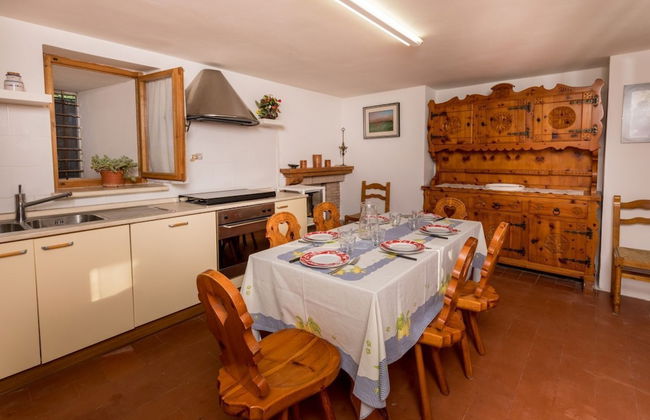 Borgo Santa Lucia Apartment with Private Parking & Garden - Foto 9