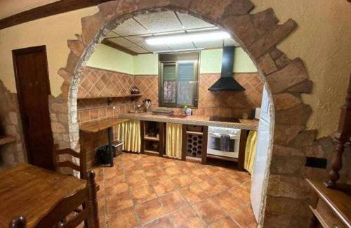 Masía de piedra con piscina - Foto 9