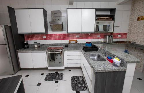 Sobrado com Piscina - Pontal do Parana - Foto 27