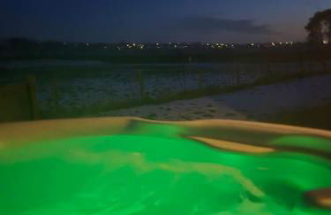 Bowland Breaks-A Luxury Barn Conversion with Optional Hot Tub, Log burner and countryside views - Foto 20