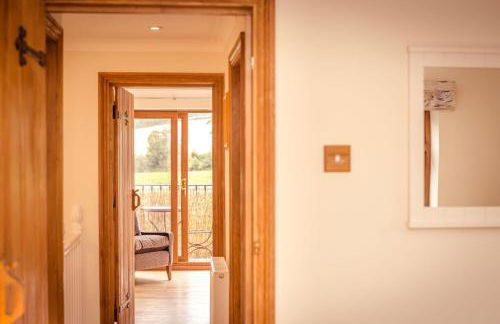 Riverbank Cottage - idyllic riverside country cottage on South Downs - Foto 18