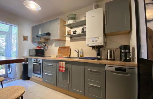 ToulonHost - Le Litardi - Superbe T2 - 2 pas des plages - Clim - Fibre - Foto 9