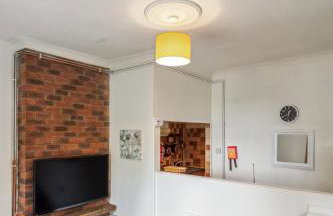 Contractors & Pets Welcome - Sleeps 1-4, less than 1 mile from M606, Ideal for Longer Stays - Foto 10