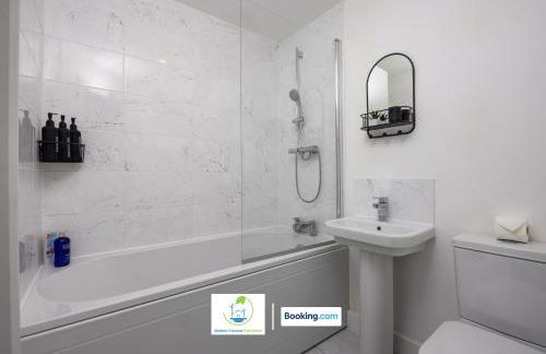 Cosy Retreat By Green Haven Escapes Short Lets & Serviced Accommodation Seacroft With Free Off-Street Parking & Pet-Friendly - Photo 39